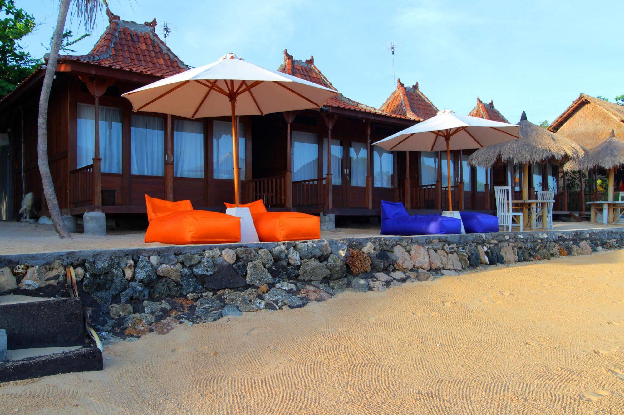 Mangrove Paradise Retreat レンボンガン島 エクステリア 写真