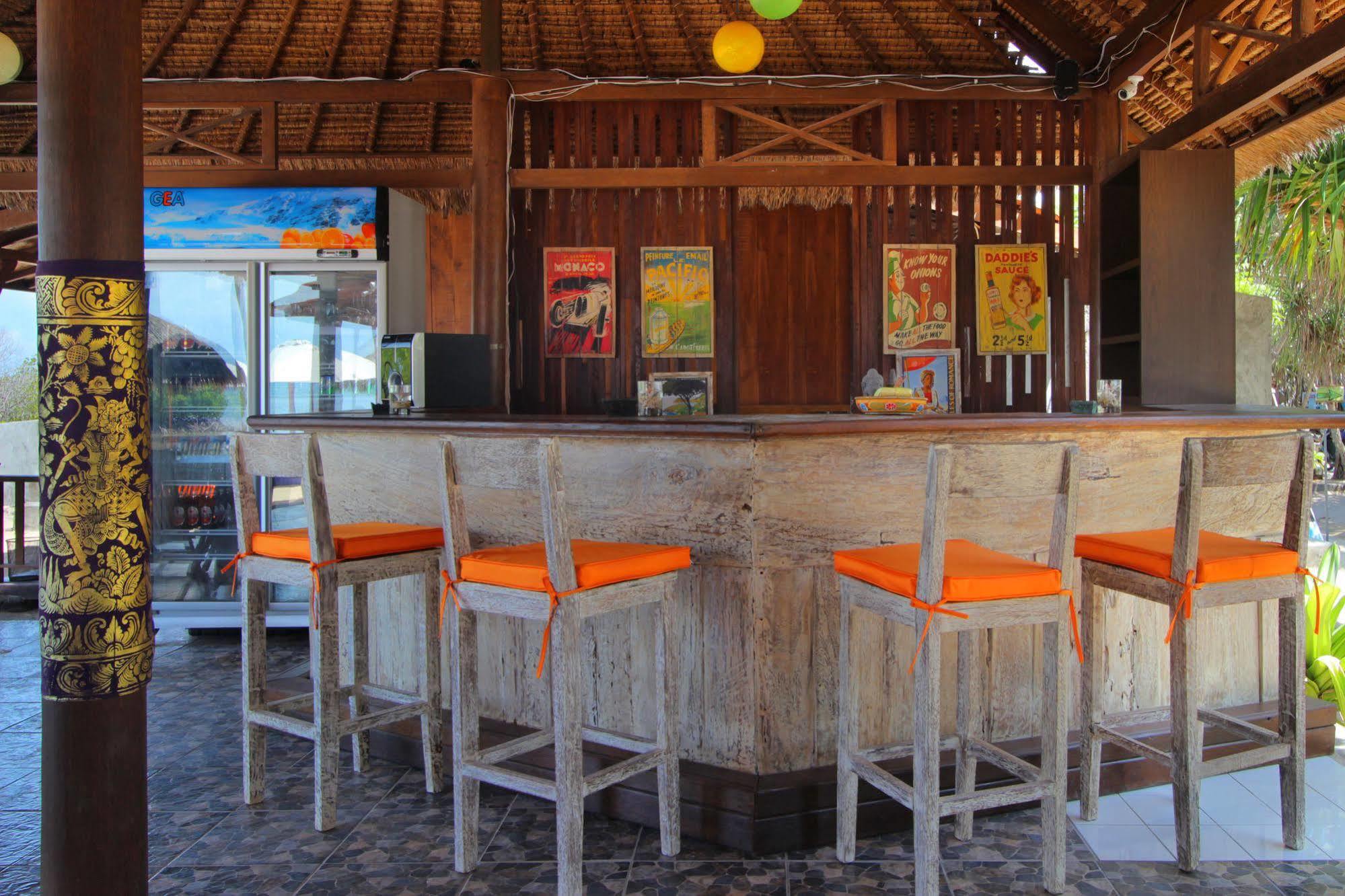 Mangrove Paradise Retreat レンボンガン島 エクステリア 写真