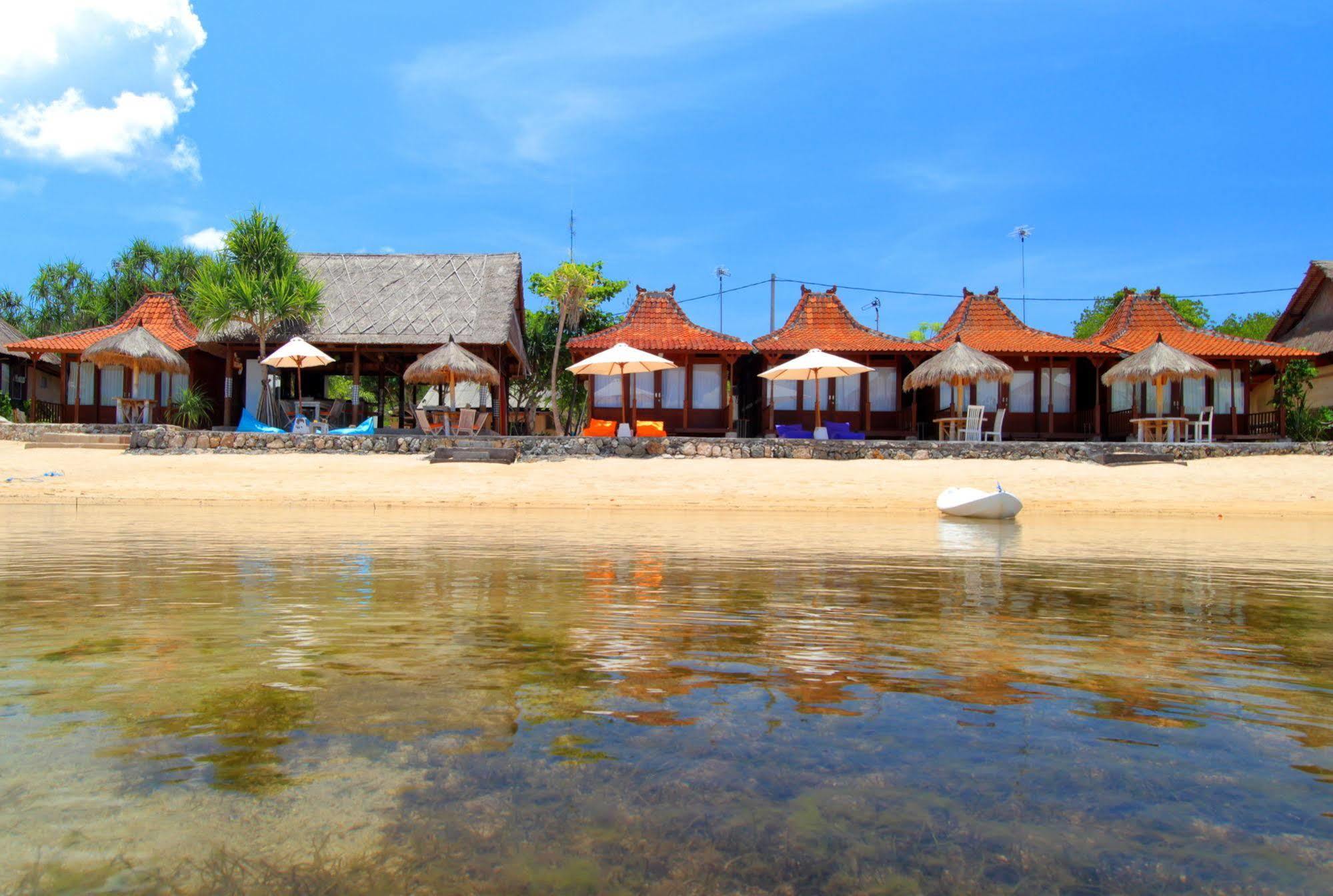 Mangrove Paradise Retreat レンボンガン島 エクステリア 写真