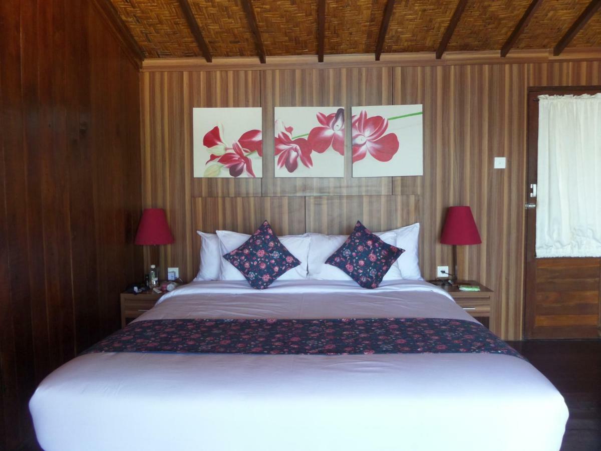 Mangrove Paradise Retreat レンボンガン島 エクステリア 写真