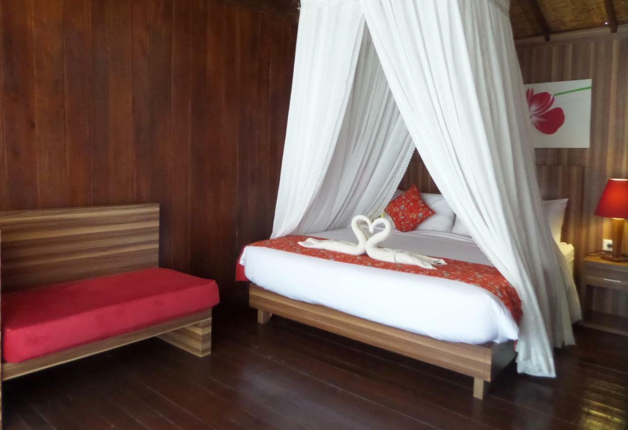 Mangrove Paradise Retreat レンボンガン島 エクステリア 写真