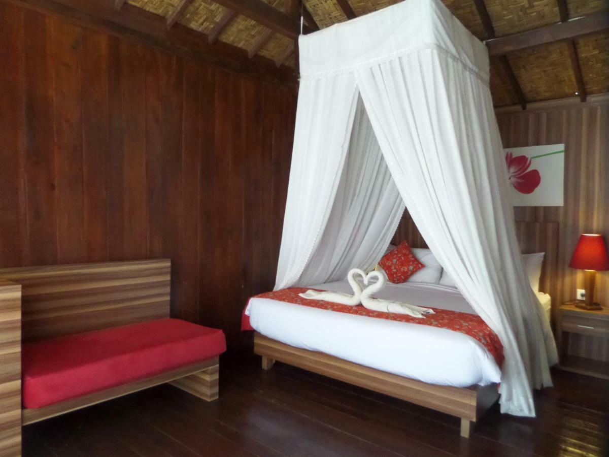 Mangrove Paradise Retreat レンボンガン島 エクステリア 写真
